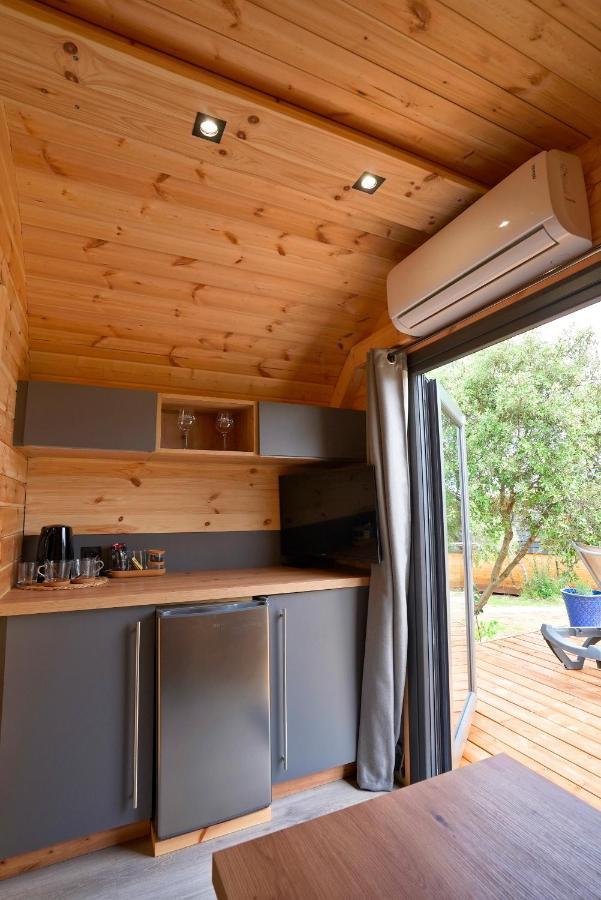 Camping Les Pres Du Roi Sommières Εξωτερικό φωτογραφία