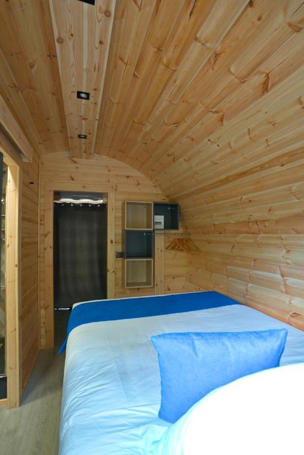 Camping Les Pres Du Roi Sommières Εξωτερικό φωτογραφία
