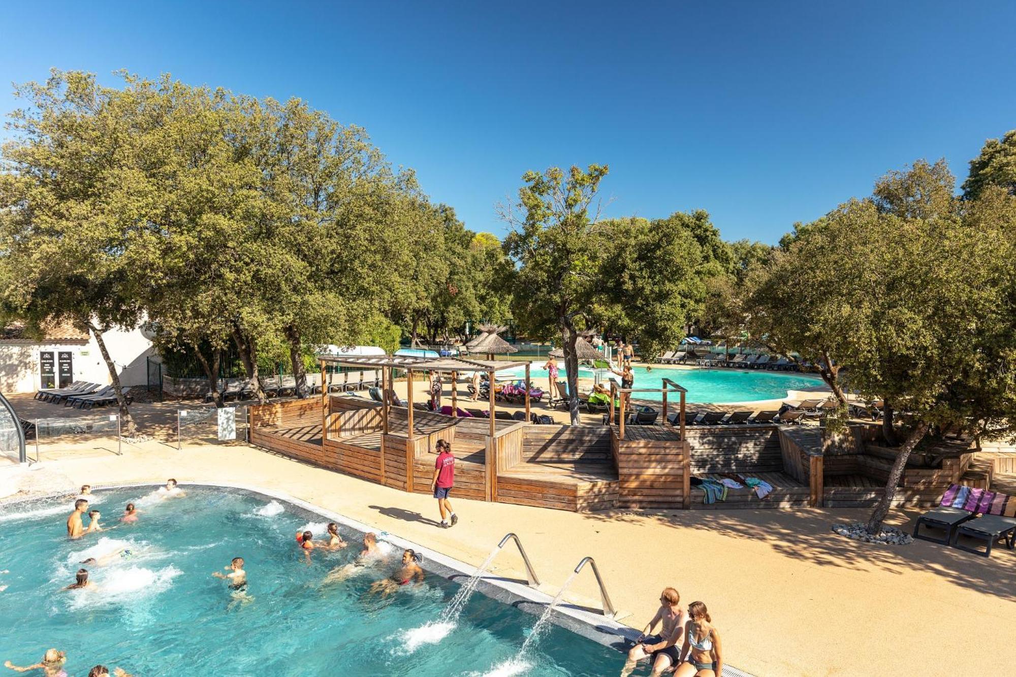 Camping Les Pres Du Roi Sommières Εξωτερικό φωτογραφία